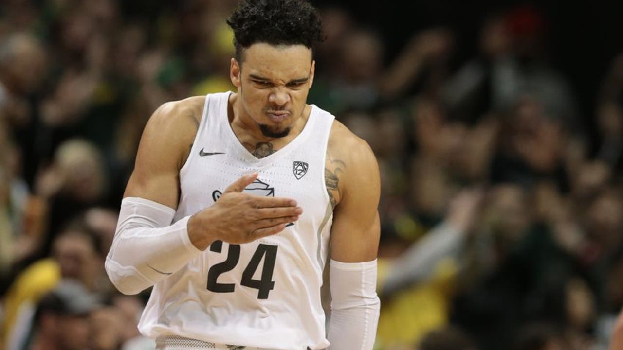 Oregon Ducks Dillon Brooks Last Second Shot Keeps Winning Streak Alive